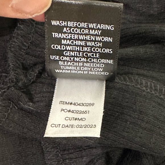 Torrid Black Texture Studio Knit High Neck Ruffle Crop Top Sz 1x - Picture 8 of 10